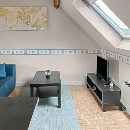 Pied-a-terre A
